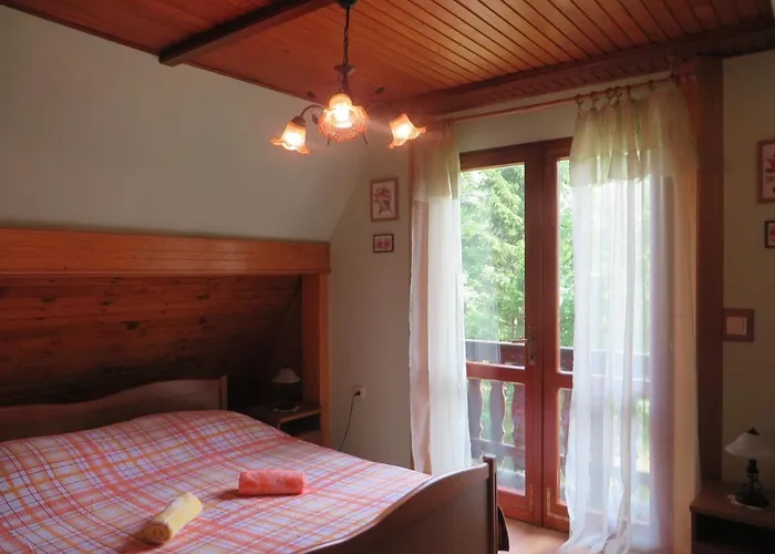 Family Friendly House With A Parking Space Kuzelj, Gorski Kotar - 20980 Vikendica