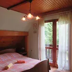 Family Friendly House With A Parking Space Kuzelj, Gorski Kotar - 20980 Semesterbostad